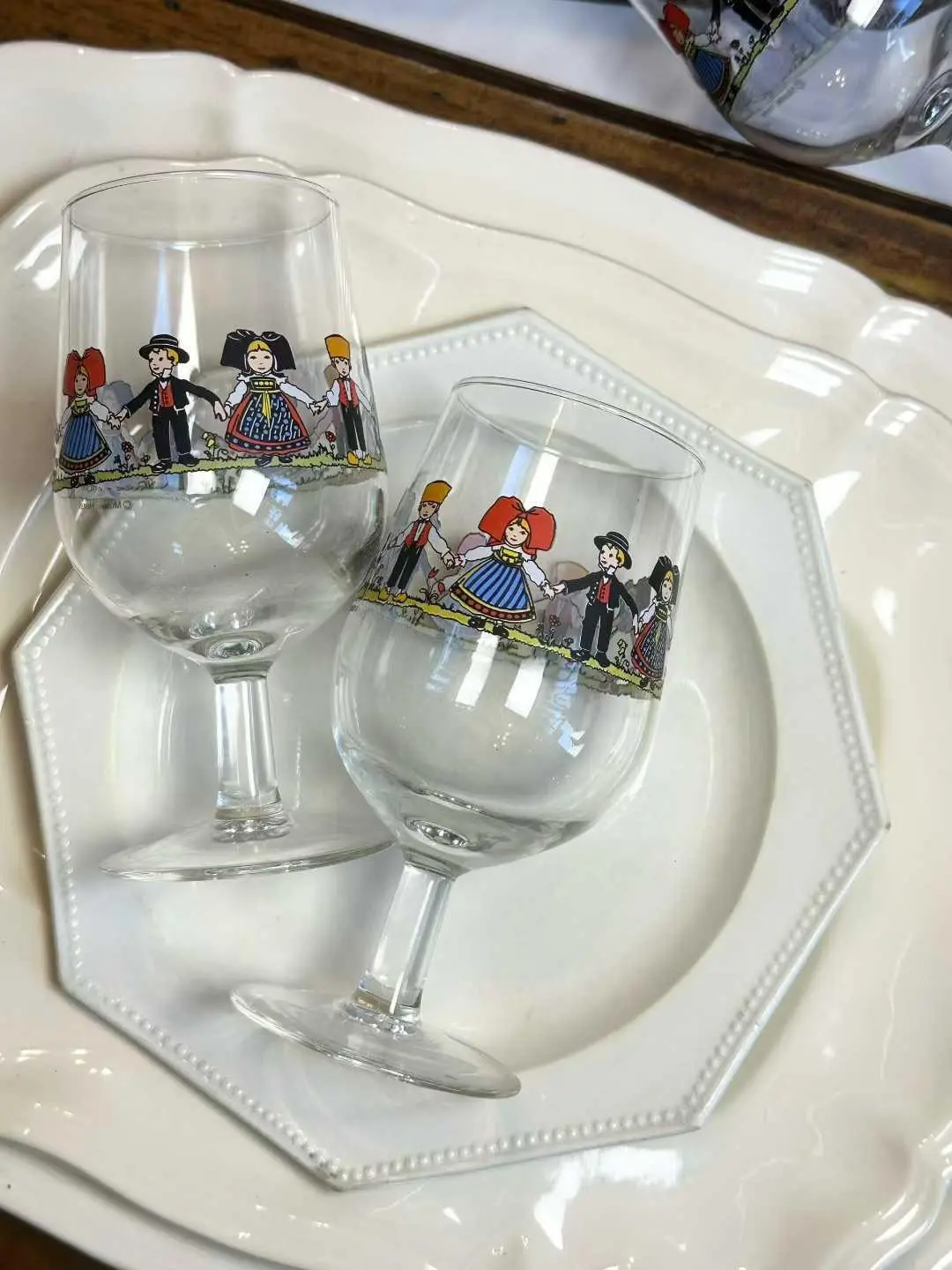 Vintage Alsace Wine Glass with Traditional Costume Motif, 15 cm