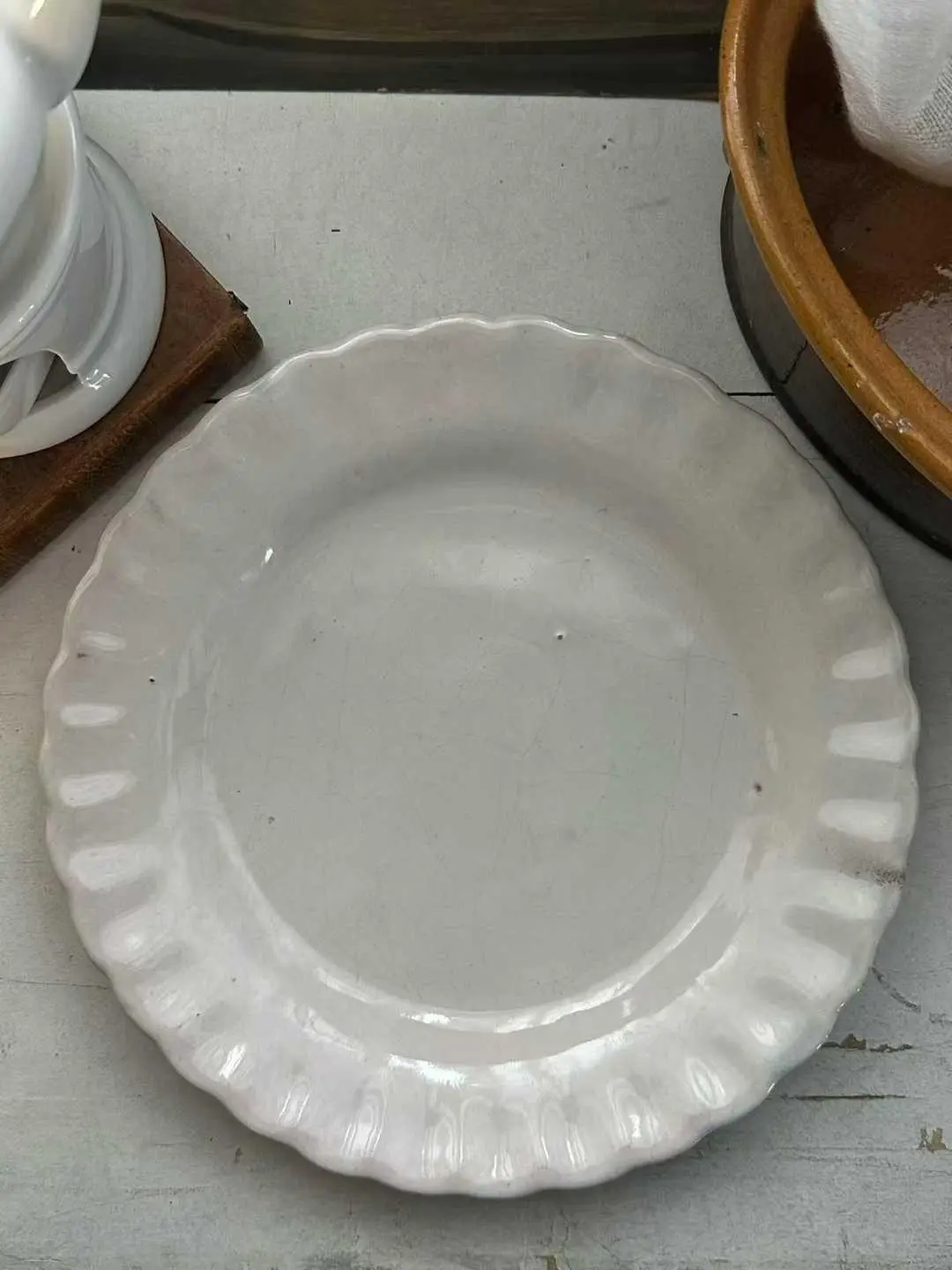 19th-Century French Lace-Edged Earthenware Plate