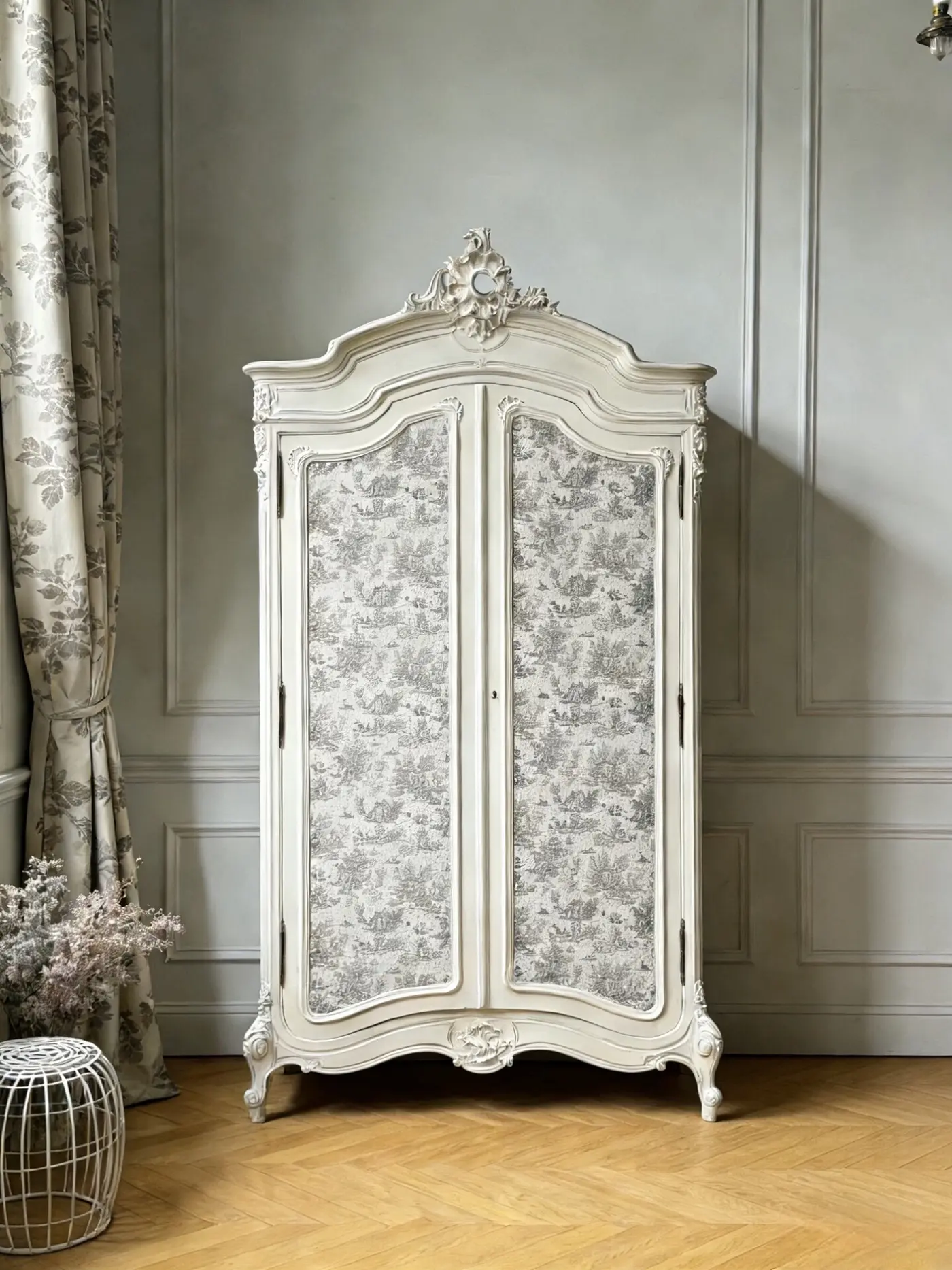 French Vintage Louis-style Carved Wardrobe