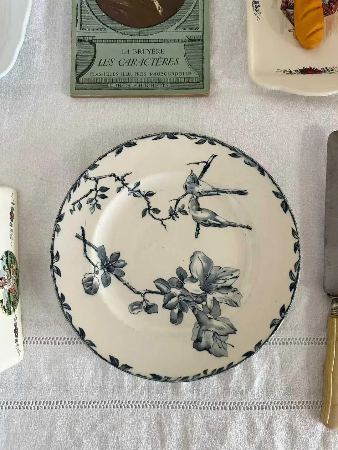 Choisy-le-Roi Flower-and-Bird Dessert Plate, 20.5 cm