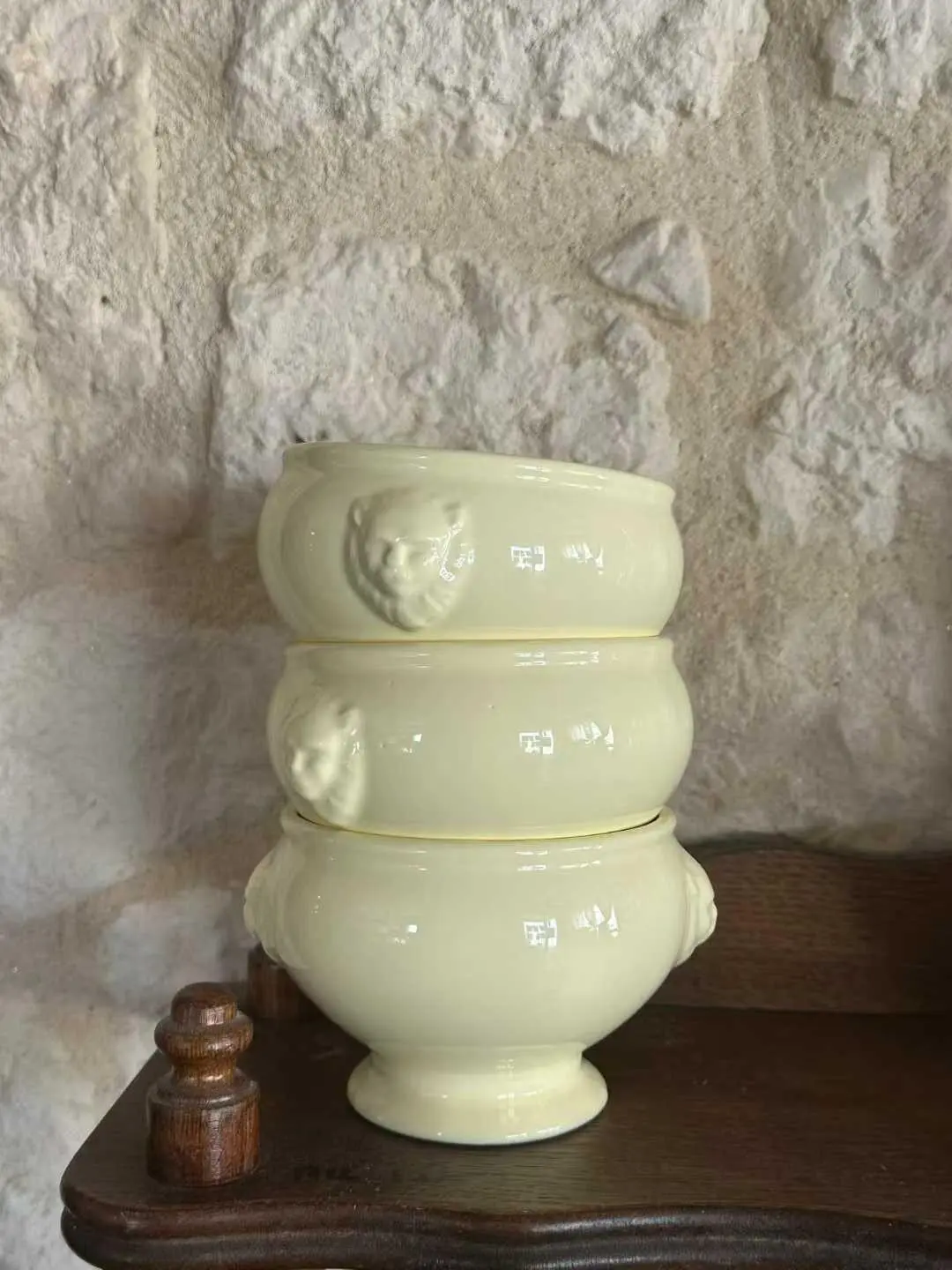 Vintage Cream-Yellow Lion-Head Bowl (Rare Color)