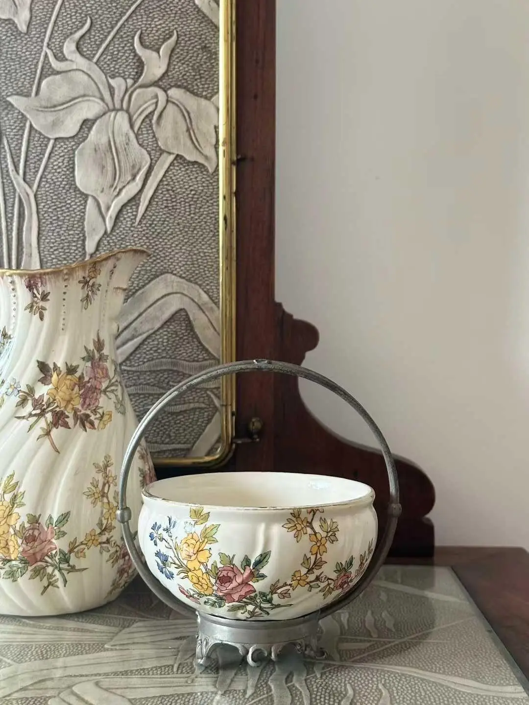 Sarreguemines Louis XV Series Small Handled Basket / Candy Bowl (Rare Form)