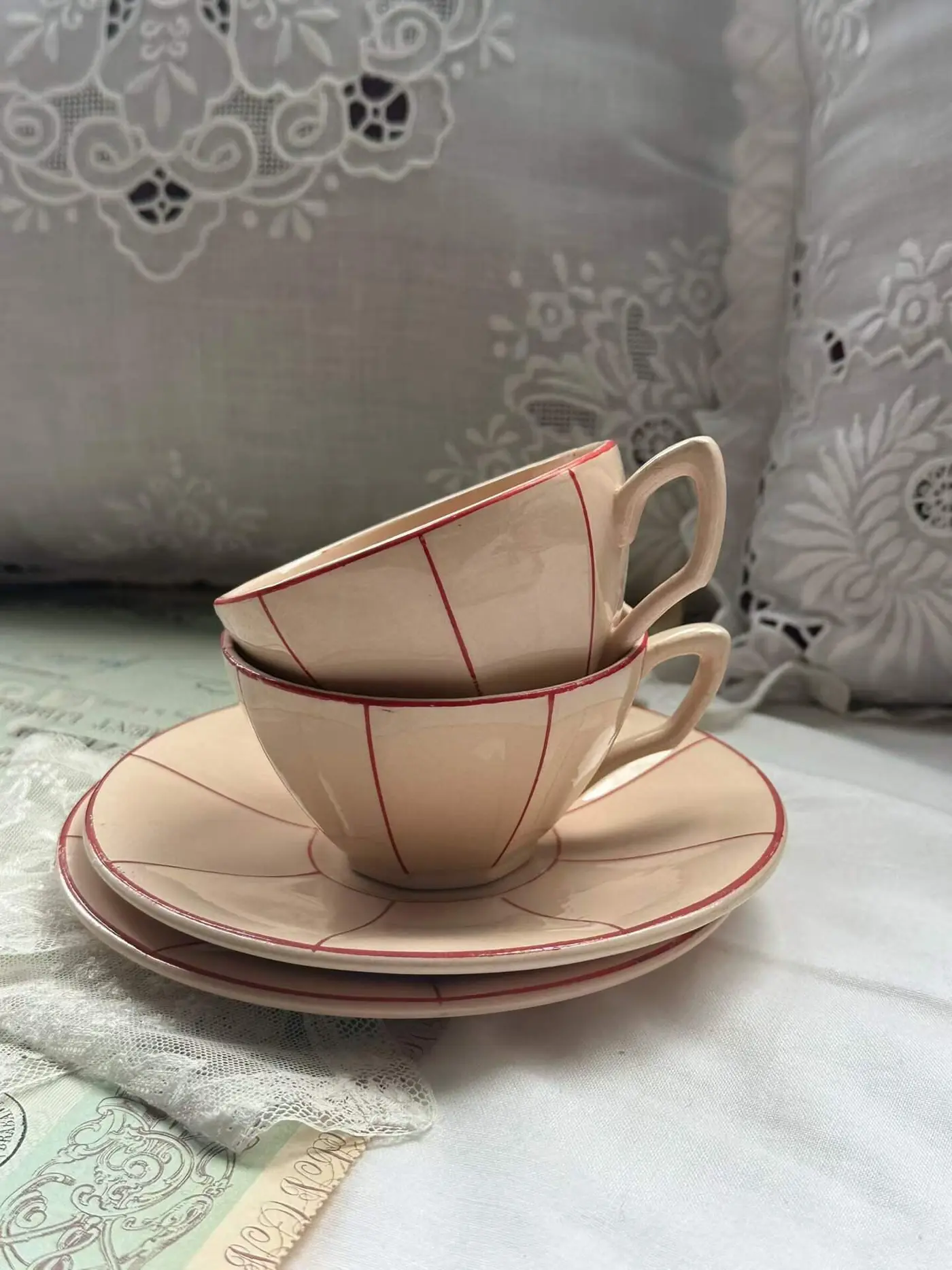 Sarreguemines cream-pink cup, 120 ml