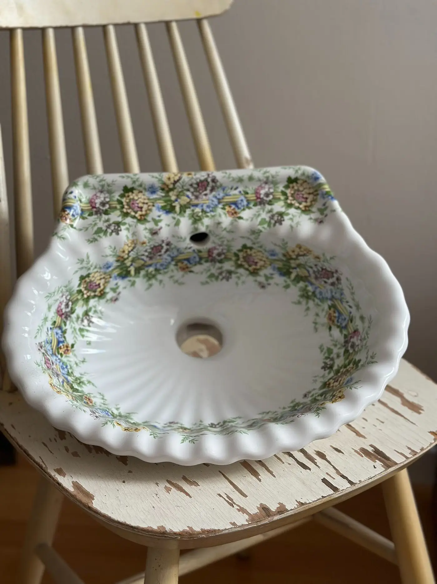 Vintage French Floral Ceramic Wall-Mounted Basin, 37 cm