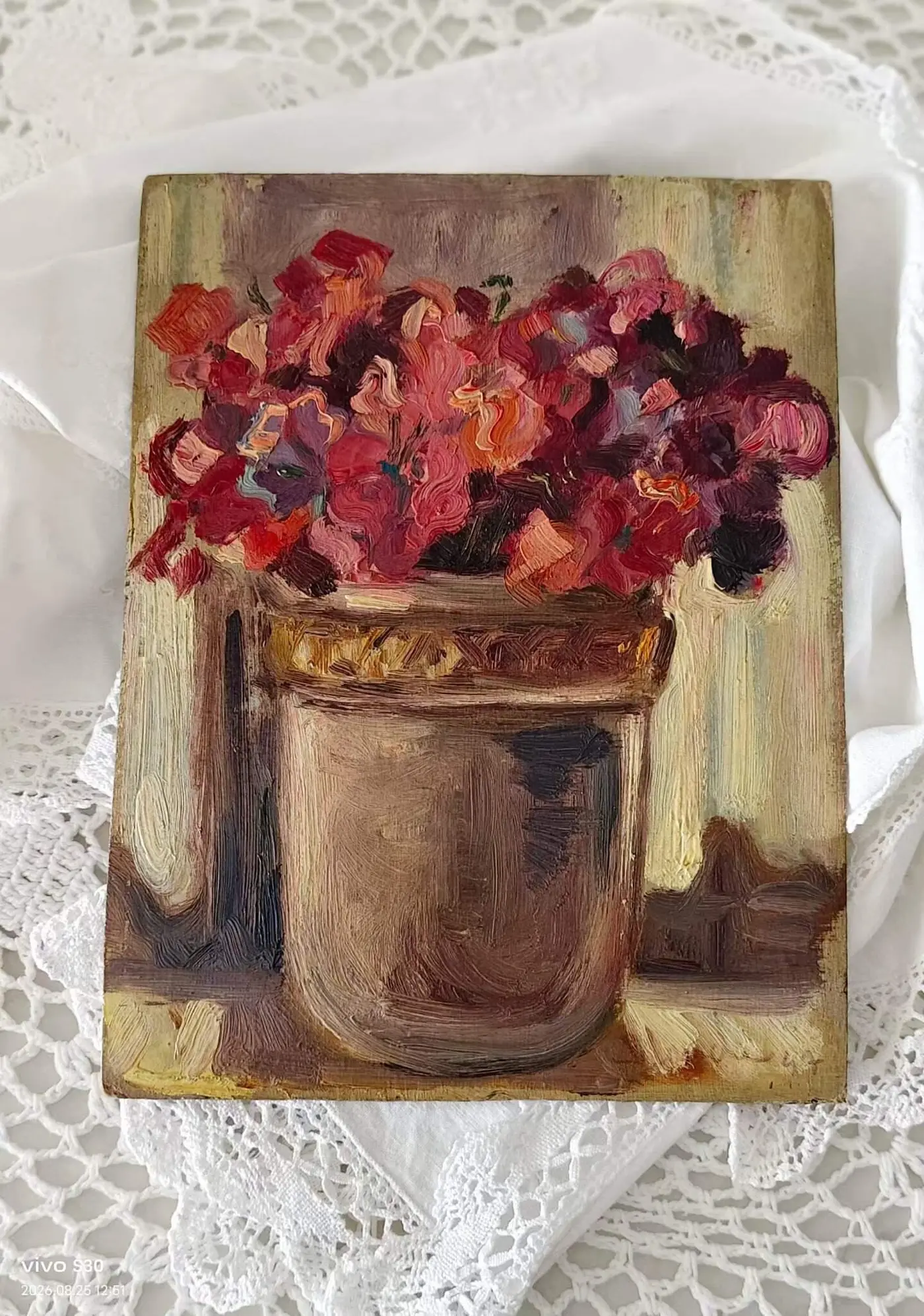 French Vintage Oil Painting on Fiberboard, Signed, 25 × 19 cm