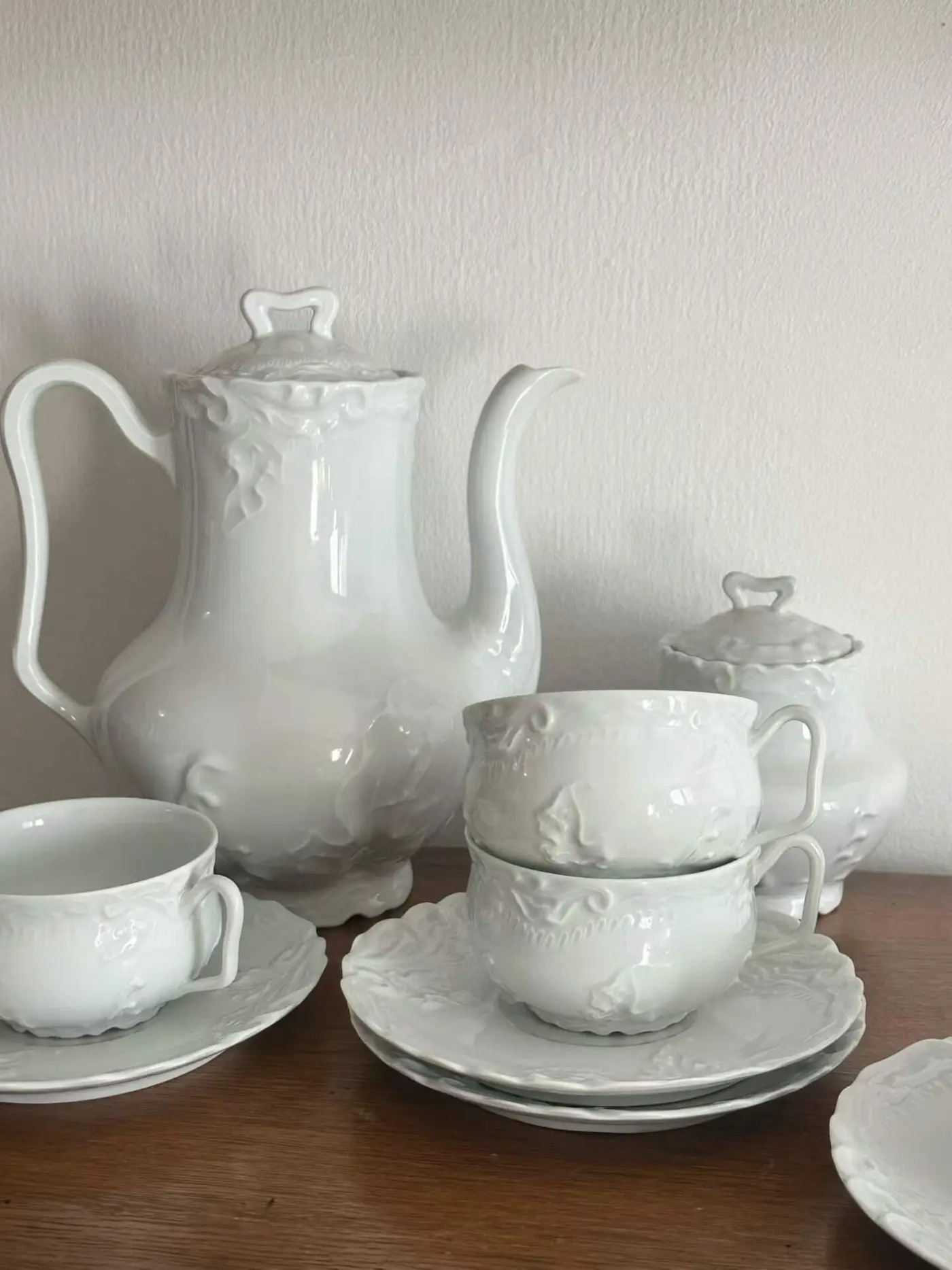 Tharaud Limoges Porcelain Tea Set, France, Vintage 1980s — Teapot, 4 Teacup Sets & Sugar Bowl