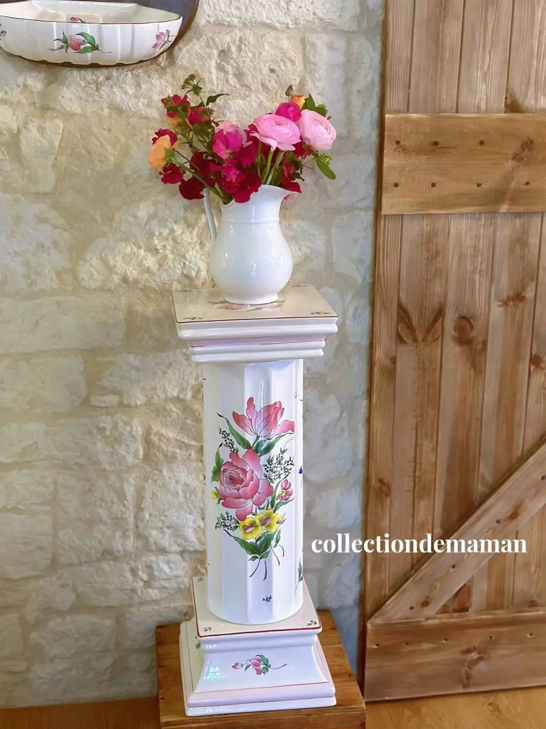 French Luneville Vintage Decorative Column with Floral Stamen Motif
