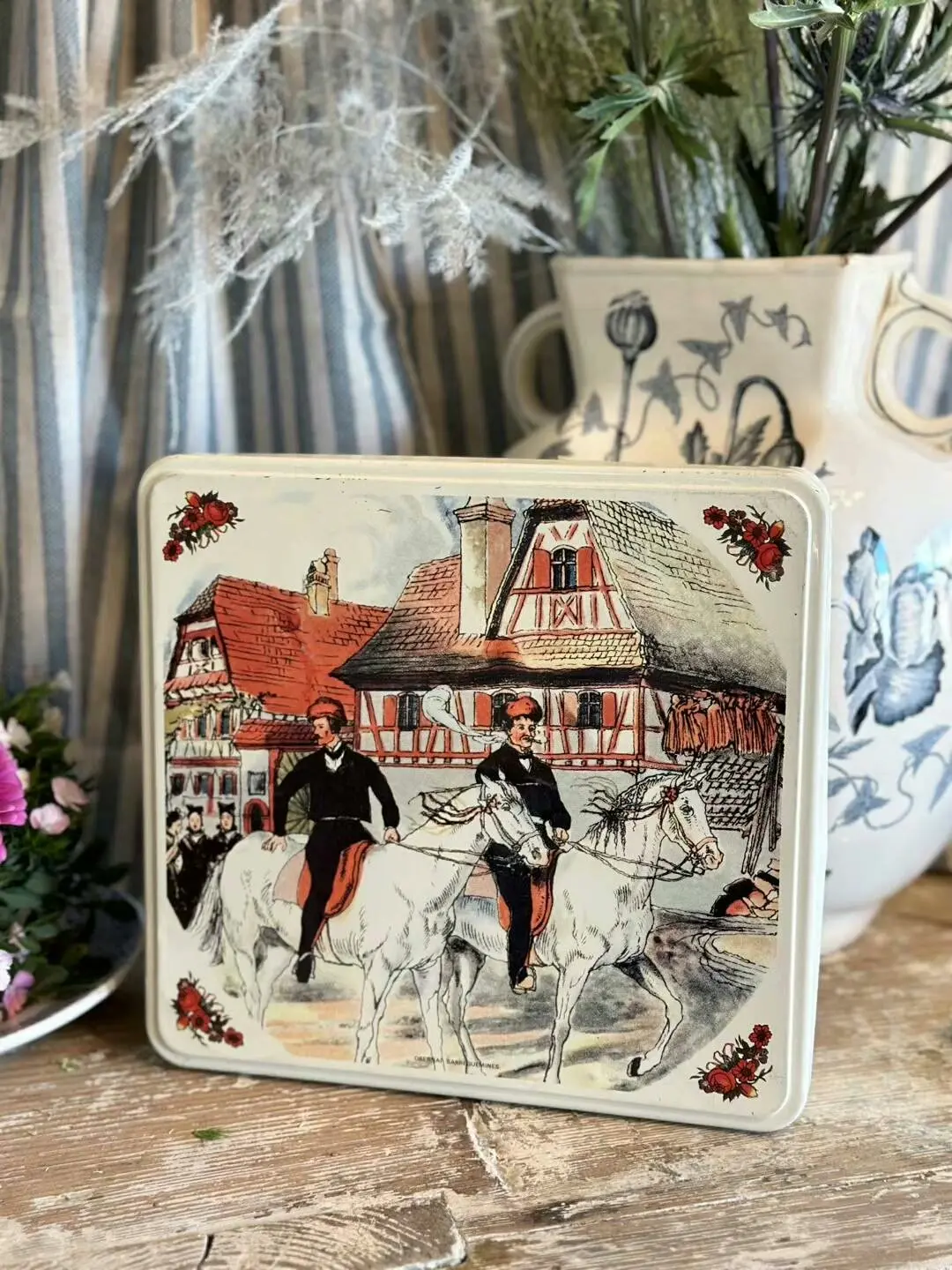 French Vintage Biscuit Box