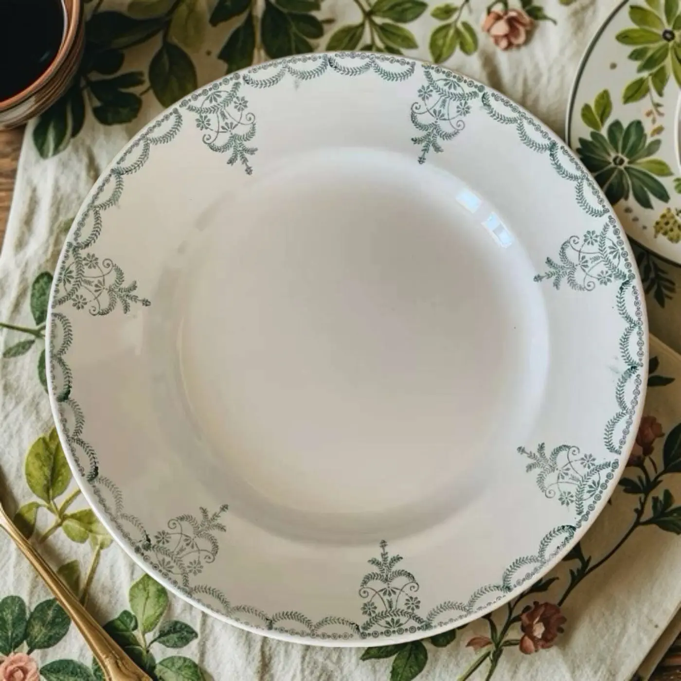 St. Amand Green Scalloped Rim Plate