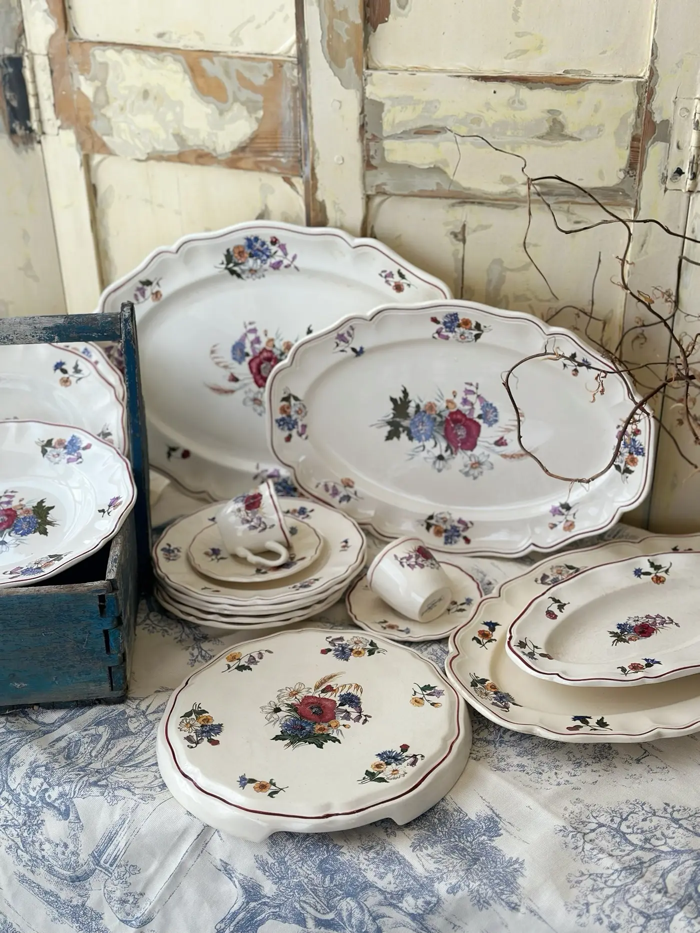 French Vintage Sarreguemines Country Oval Serving Platter