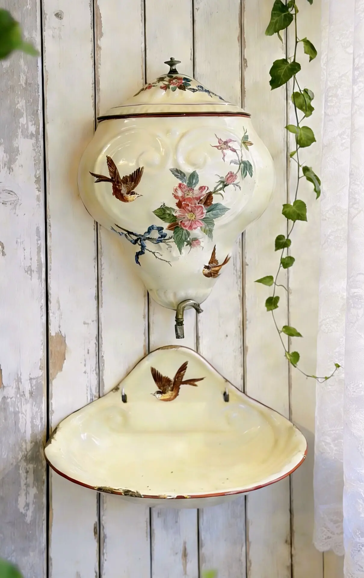 French Vintage Enamel Wall-Mounted Wall Fountain with Bird