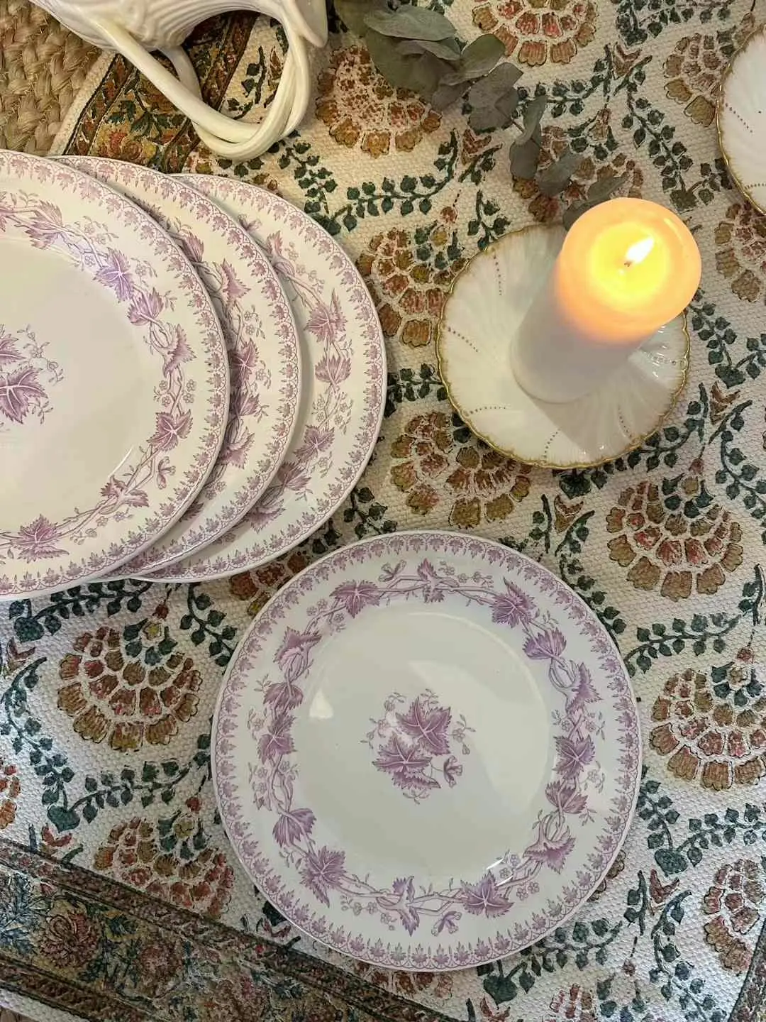 Maastricht (Netherlands) Purple Geranium Dinner Plate, No. 2