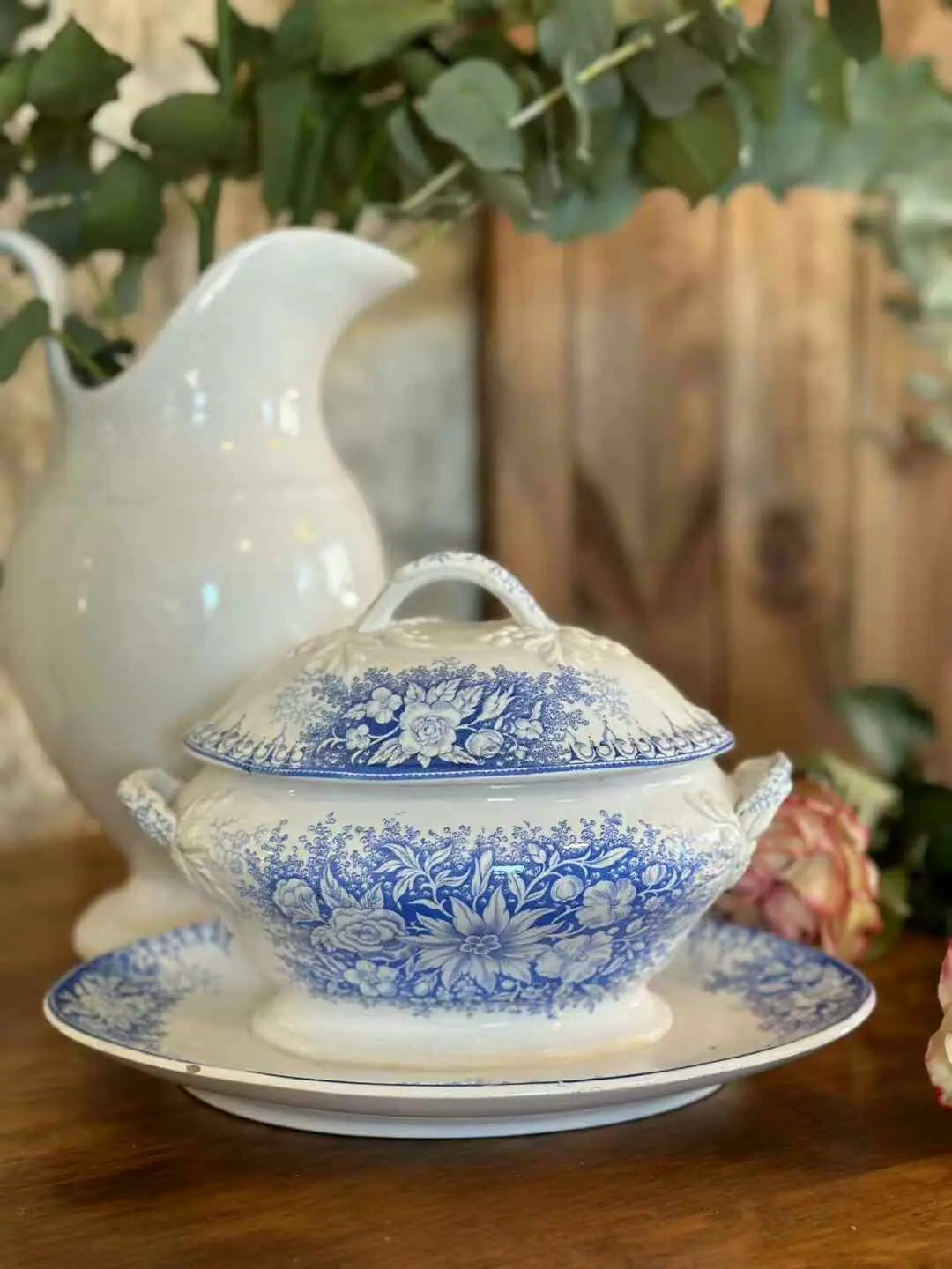 French Vintage PEXONNE Garden Series Grape-Relief Sauce Pot with Handle