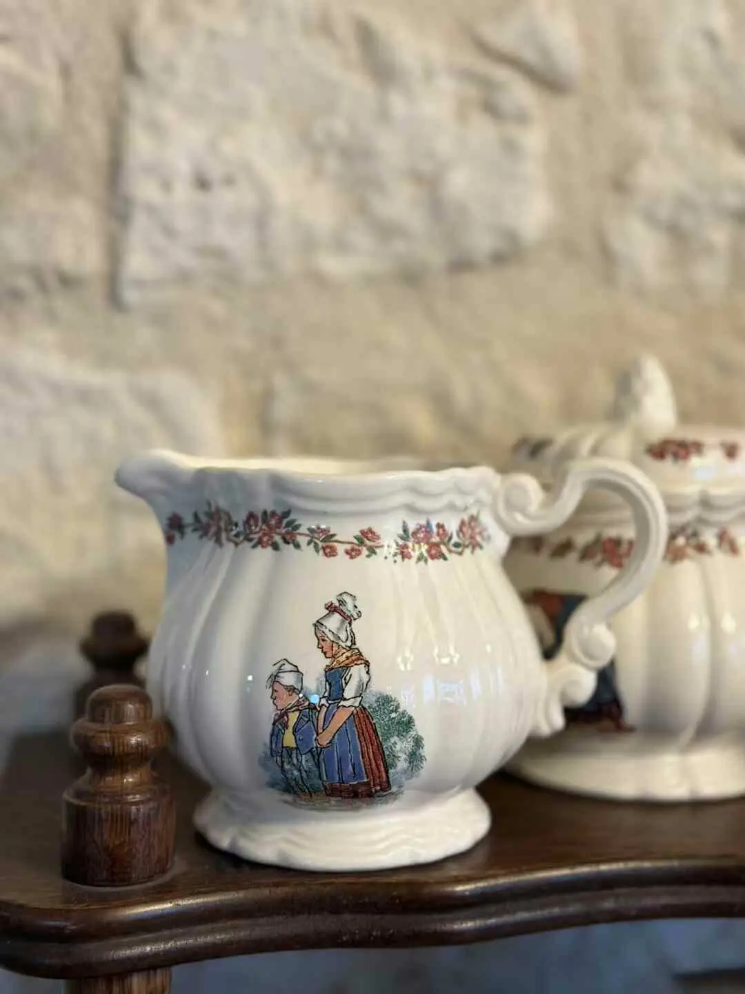 Rare Sarreguemines Scalloped-Edge Creamer