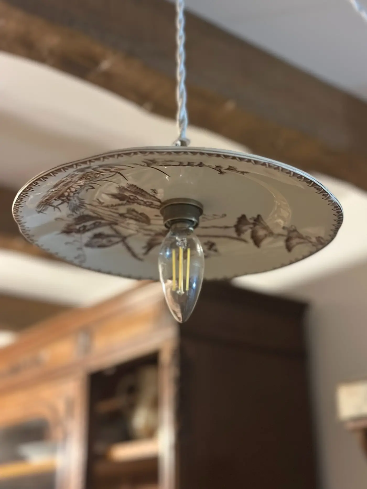 French Vintage Chandelier with Floral Plate, 24 cm Diameter