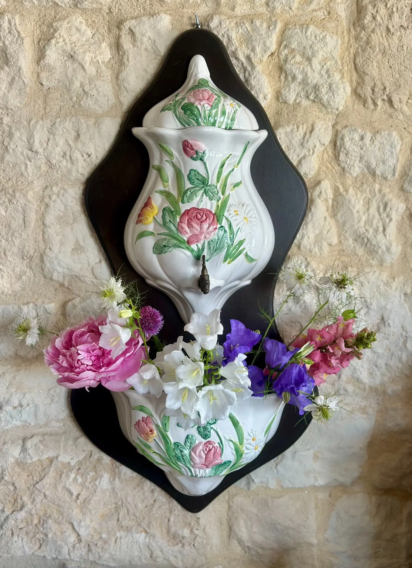 French Vintage Embossed Floral Wall Fountain — Delicate Girlish Style