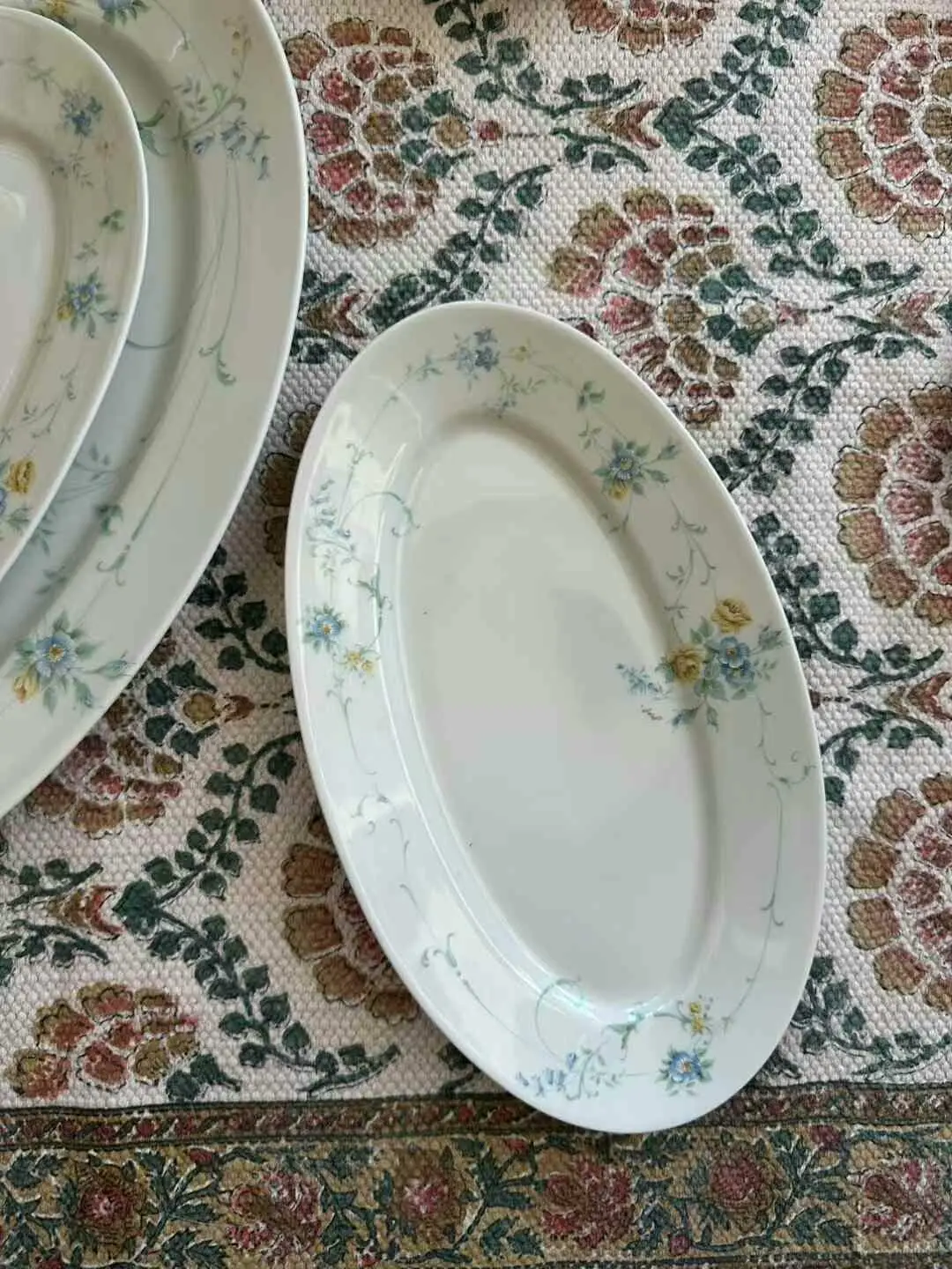 Jammet Seignolles Limoges Small Oval Plate, France