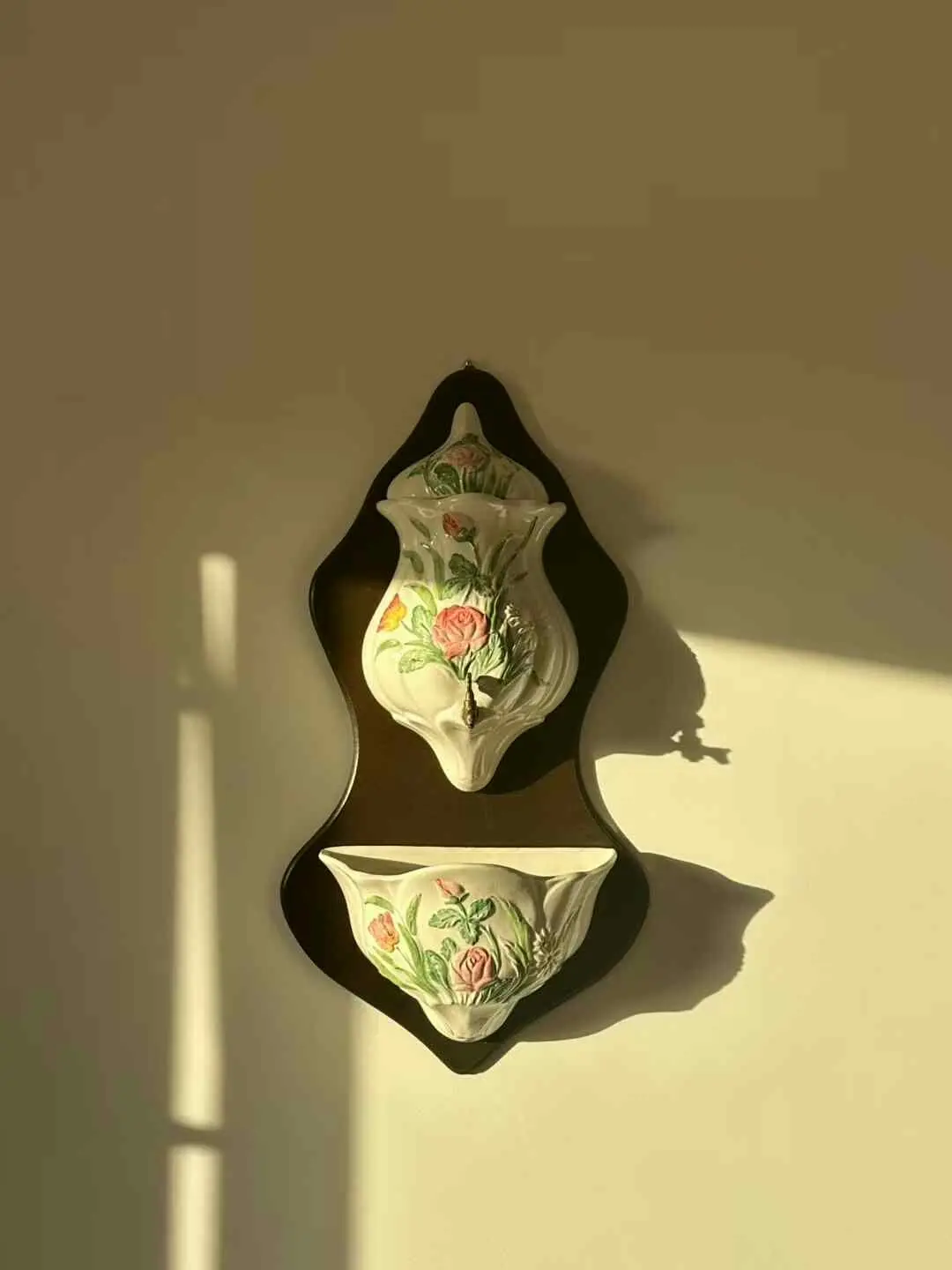 French vintage rose and tulip relief wall fountain