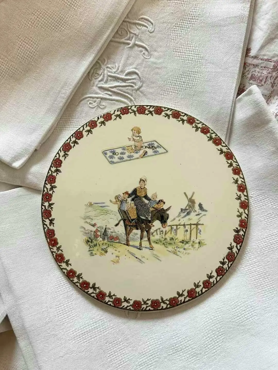 Vintage Sarreguemines Richard Heat Trivet, France
