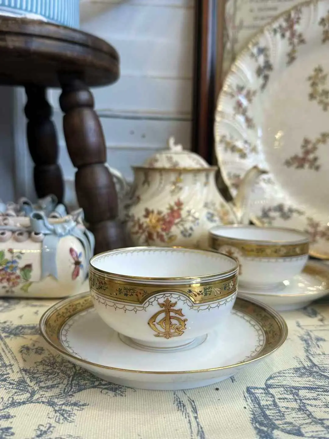 French vintage hard-paste porcelain teacup — Ch. Pillivuyt Cie, late 19th–early 20th century