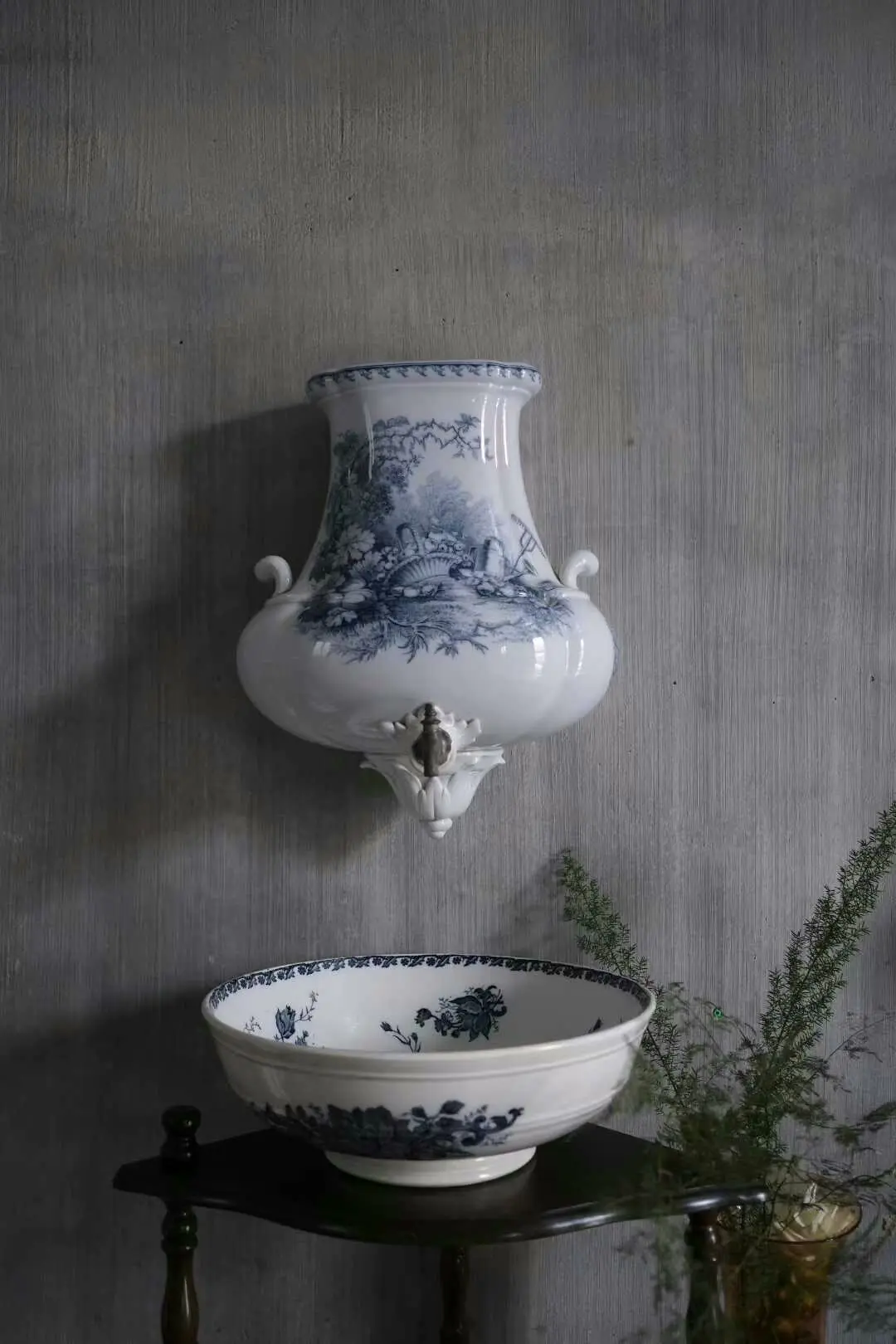 Rare Vintage French Sarreguemines 'Berry' Wall Fountain, 44 × 35 cm