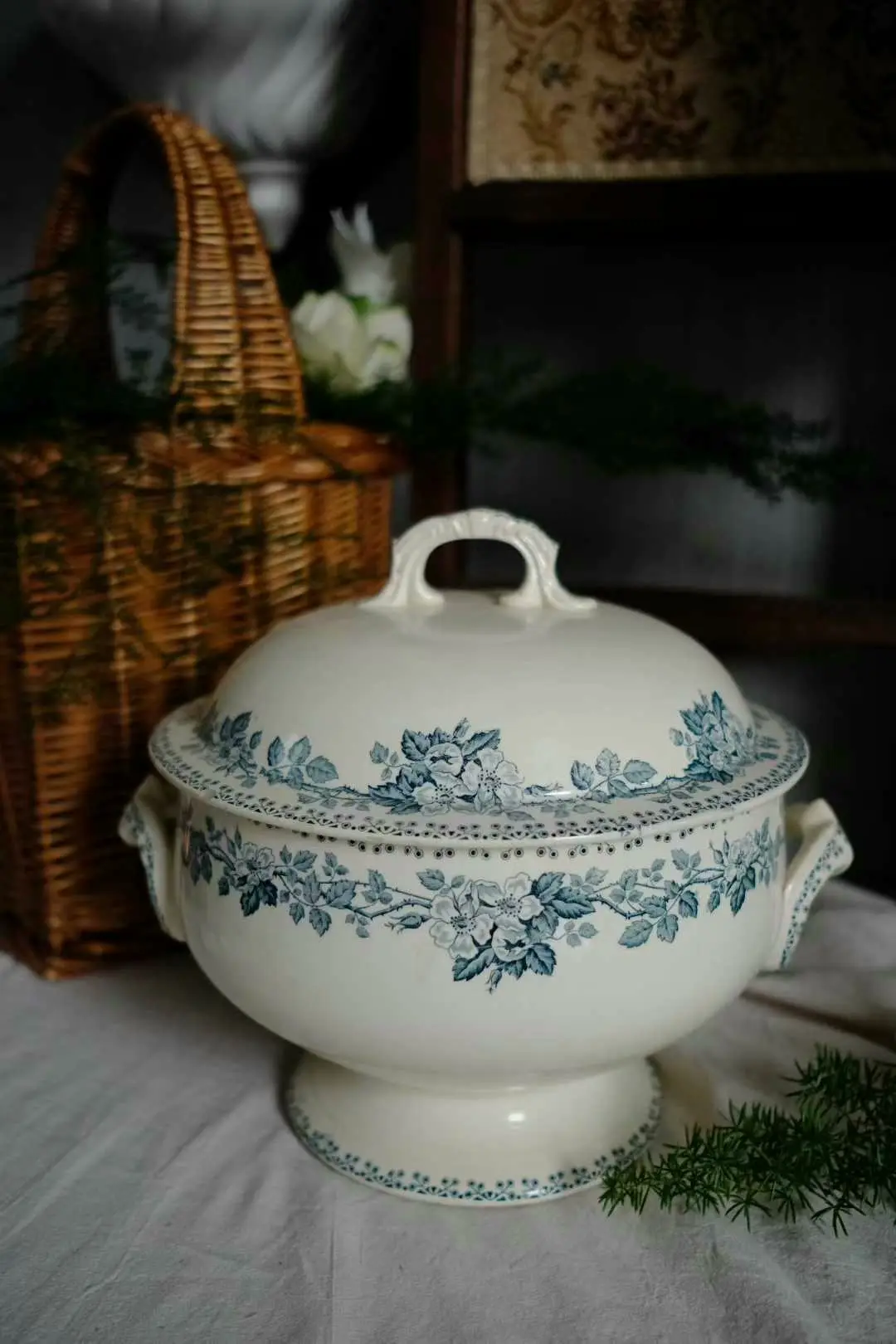 Antique Soup Tureen Lot, Collection 2