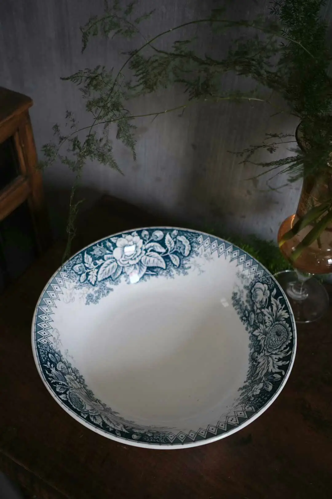 French St Amand Garden Series Antique Wash Basin, 35.3 cm