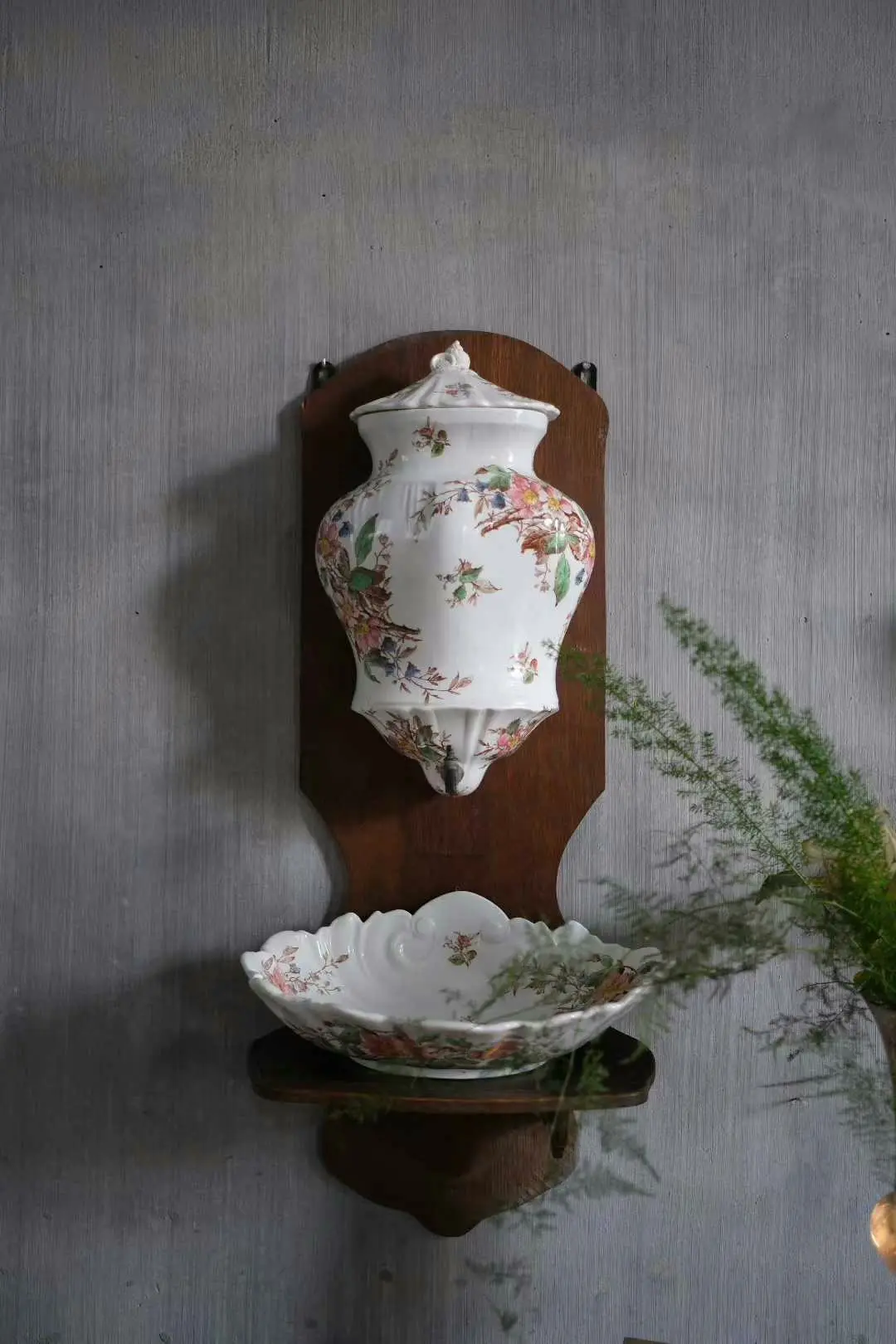 Gien French Antique Wall Fountain — Basin with Flaw