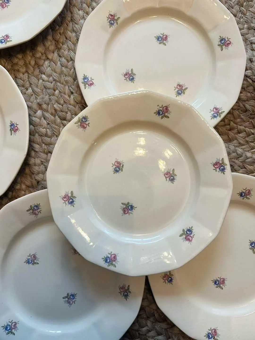 Sarreguemines Cream Floral Polygonal Plate — Discounted (Minor Imperfections)
