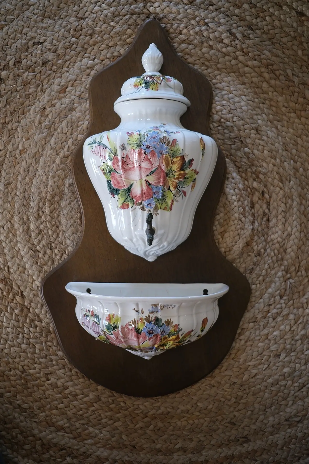 French Vintage Wall Fountain, Wall-Mounted