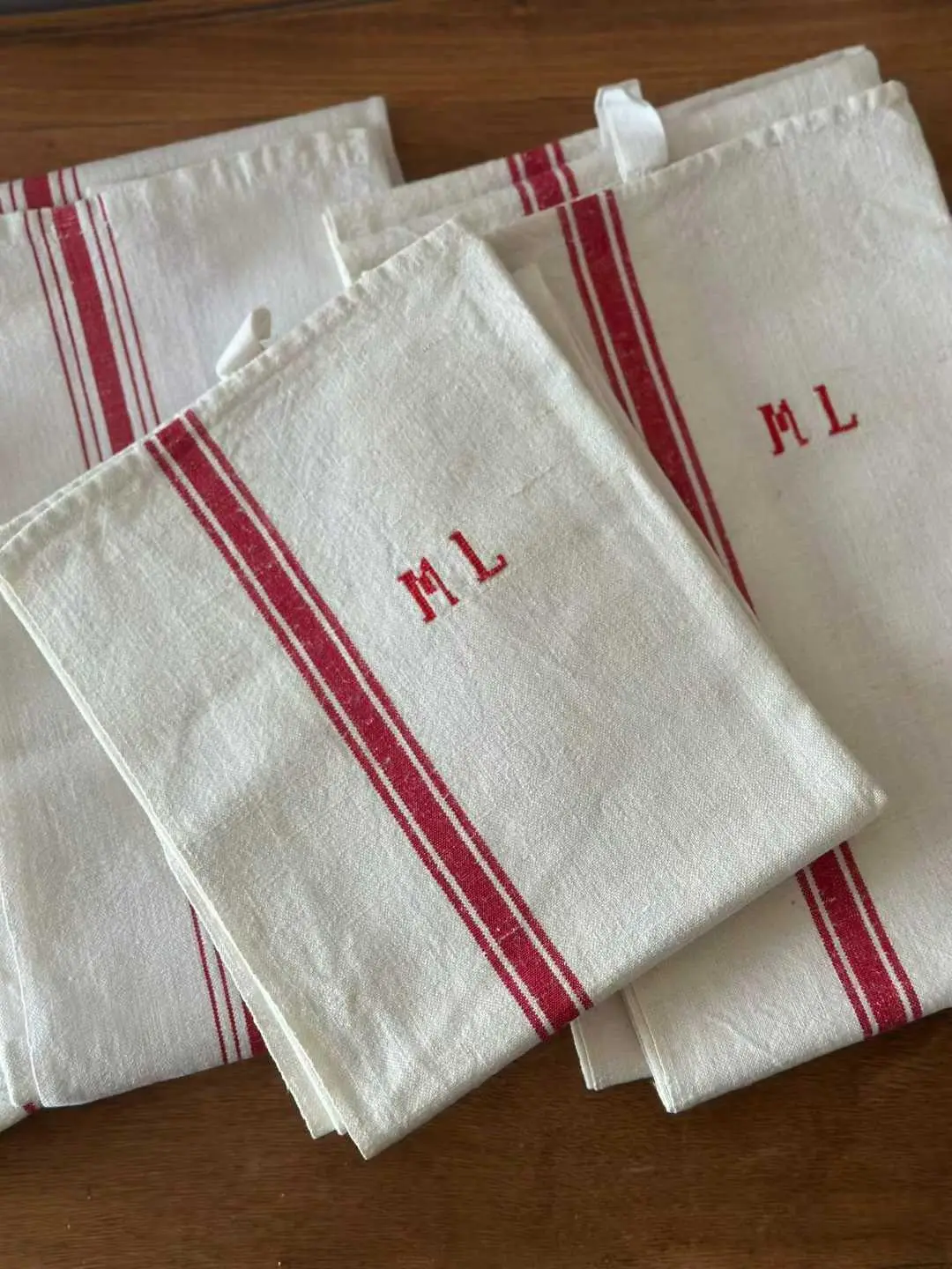 Vintage French Embroidered Cloth, 53 x 85 cm